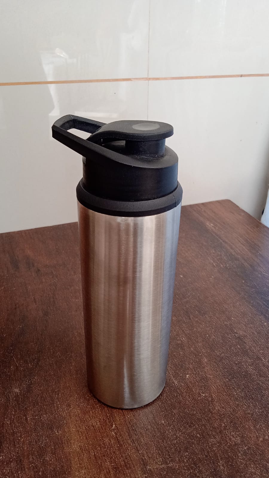 Steel Water Bottle | Sipper Bottle | Fridge Water Bottle Set of 1 (600 ML Approx) Steel Water Bottle | Sipper Bottle | Fridge Water Bottle Set of 1 (600 ML Approx)